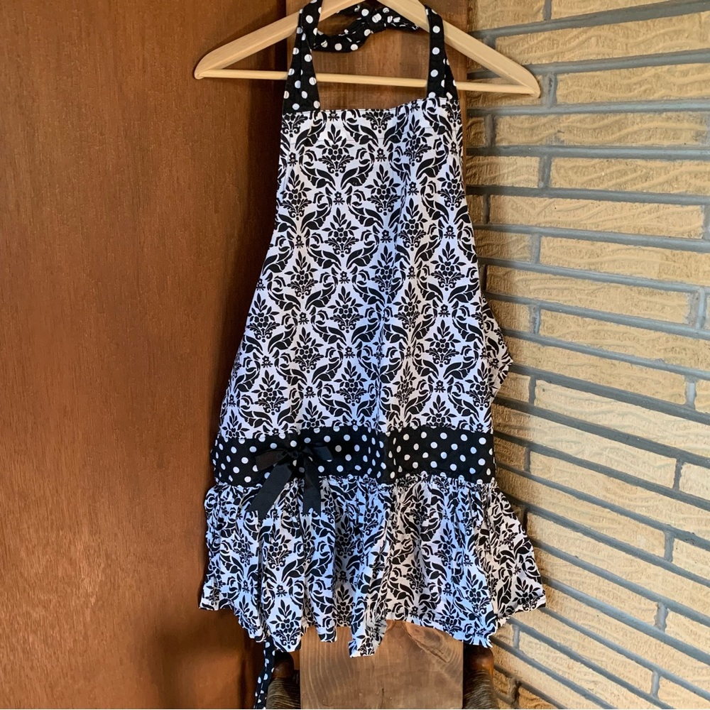 Black and white ruffle apron